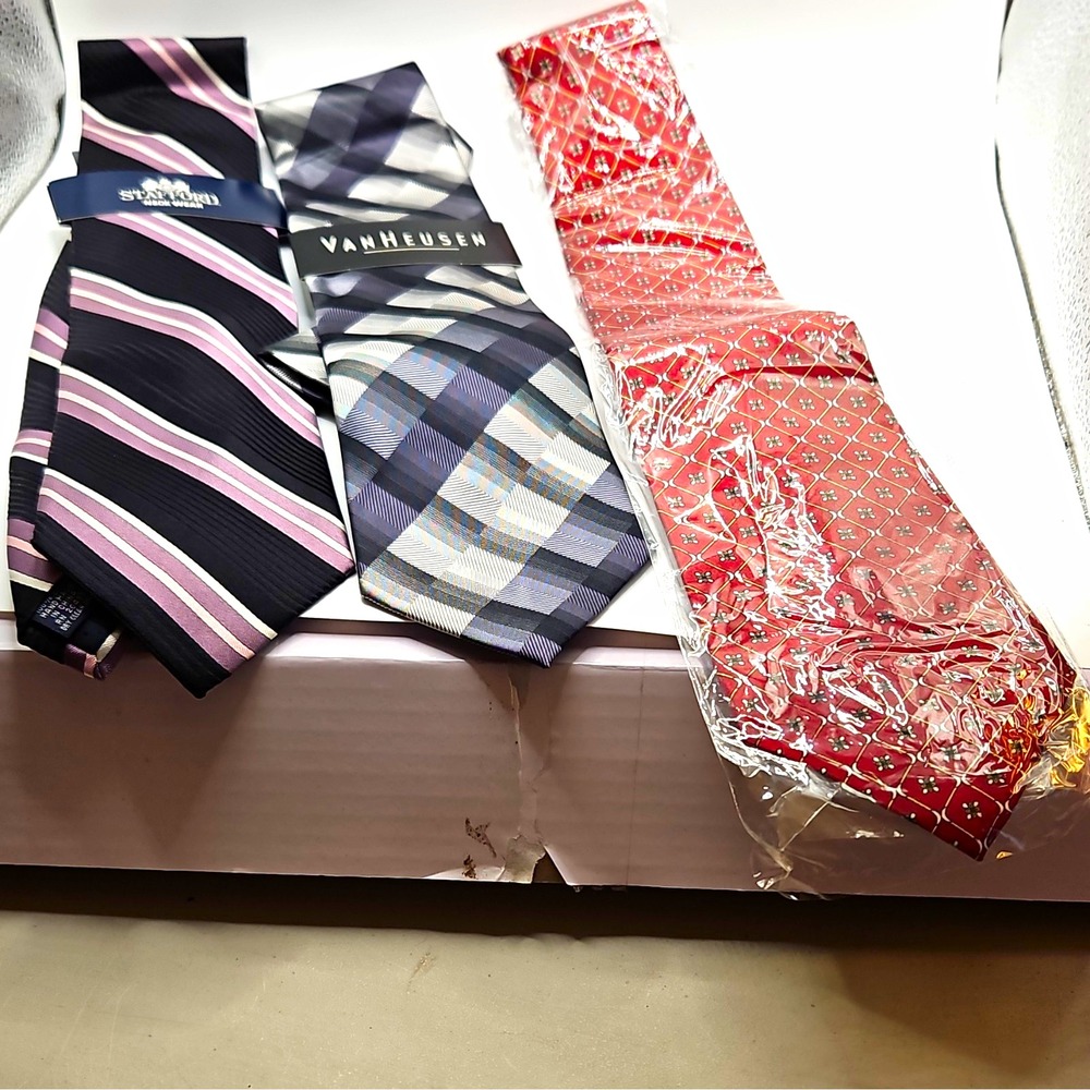 Lot of 3 New Mens Ties / Van Heusen, Stafford